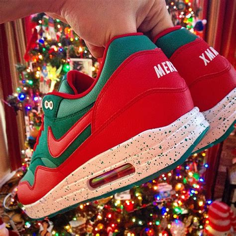 christmas sneakers nike